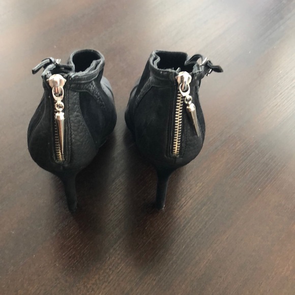 Rock & Republic Peep toe bootie - Picture 4 of 6